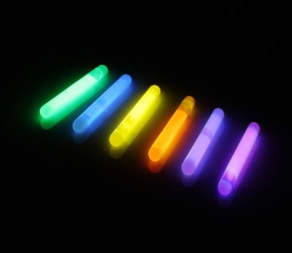 100pcs 8 Colors Easter Mini Glow Sticks 1.7in