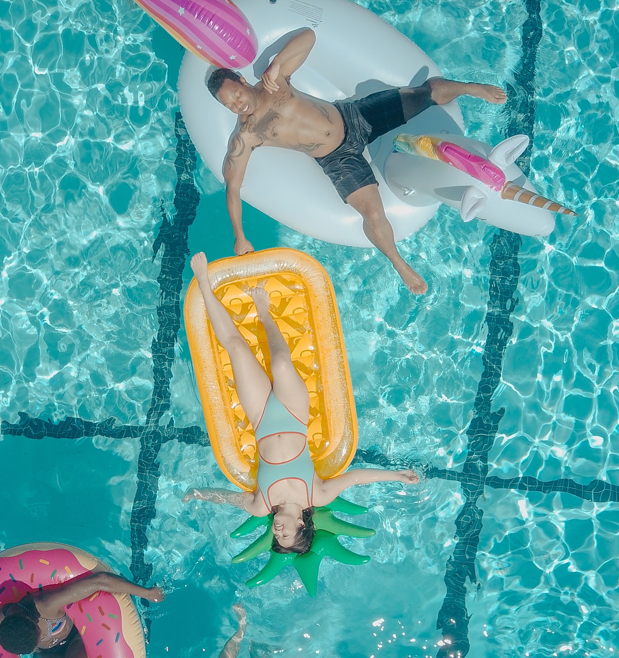 You are currently viewing 17 Pool Floats You Need To Chill Out This Summer 