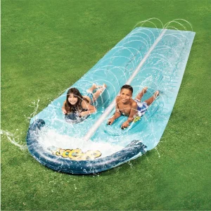 20ft Water Slide with 2 Boogie Boards
