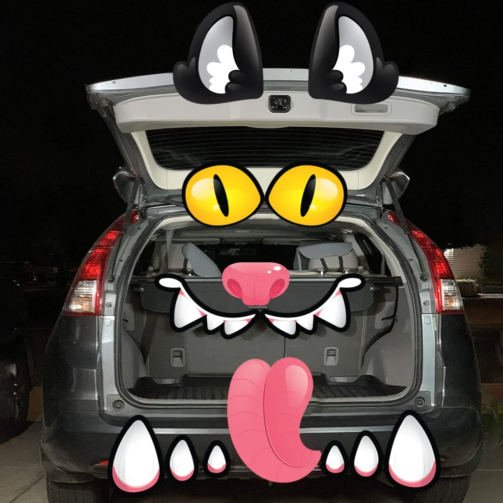 Halloween-cat-trunk-or-treat-garage-decoration
