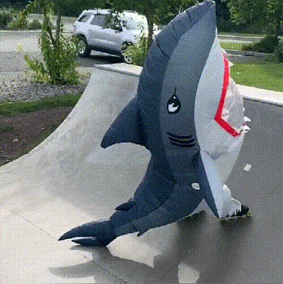 inflatable-halloween-costume-shark