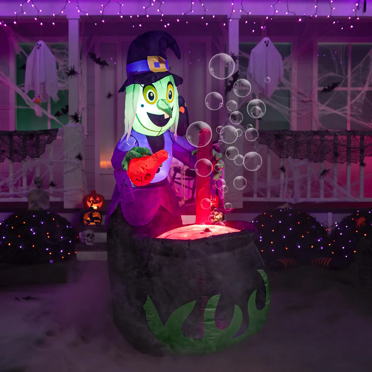 You are currently viewing Why are Animated Halloween Inflatables so Popular?