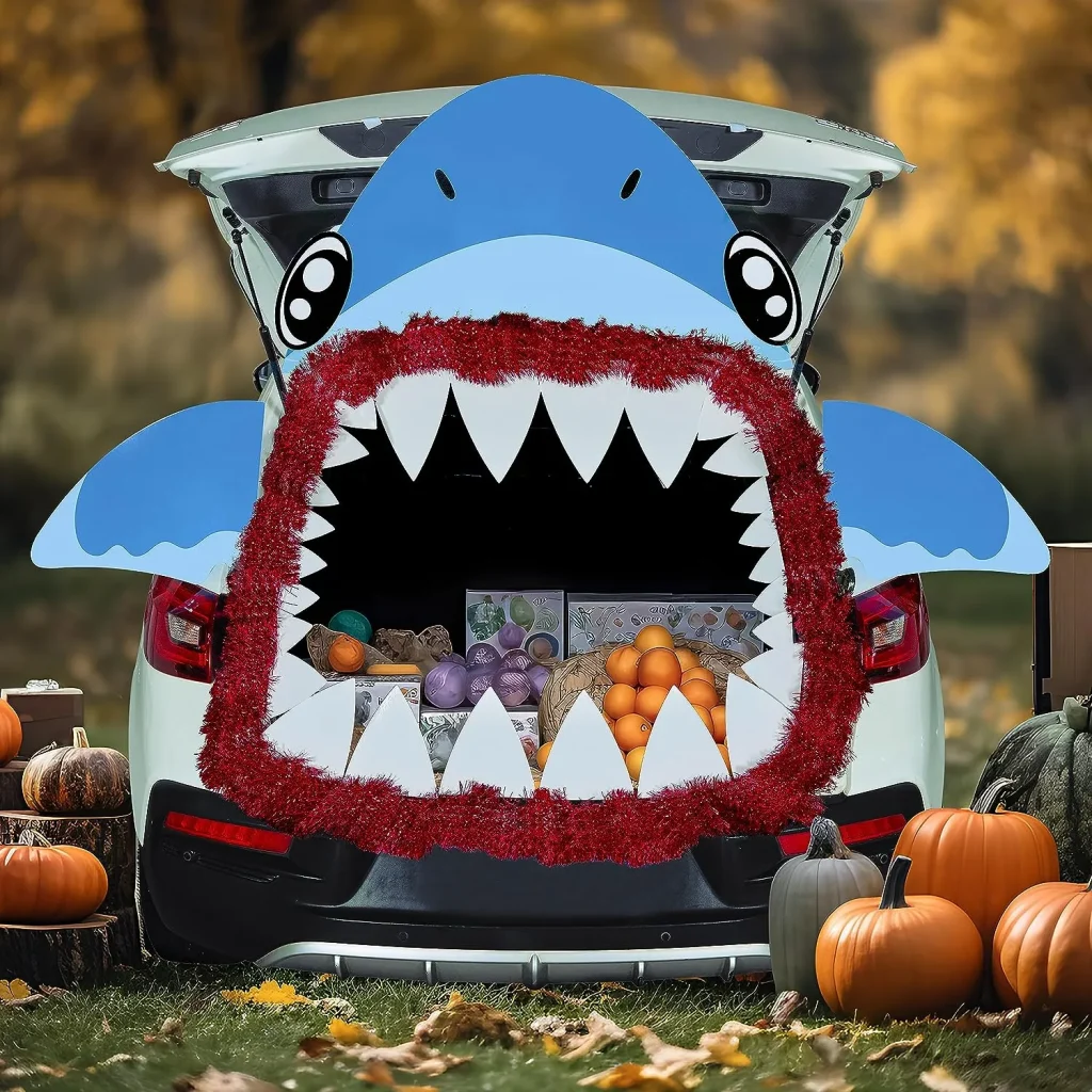 Shark-Halloween-Trunk-or-Treat-Decor-Kit-4