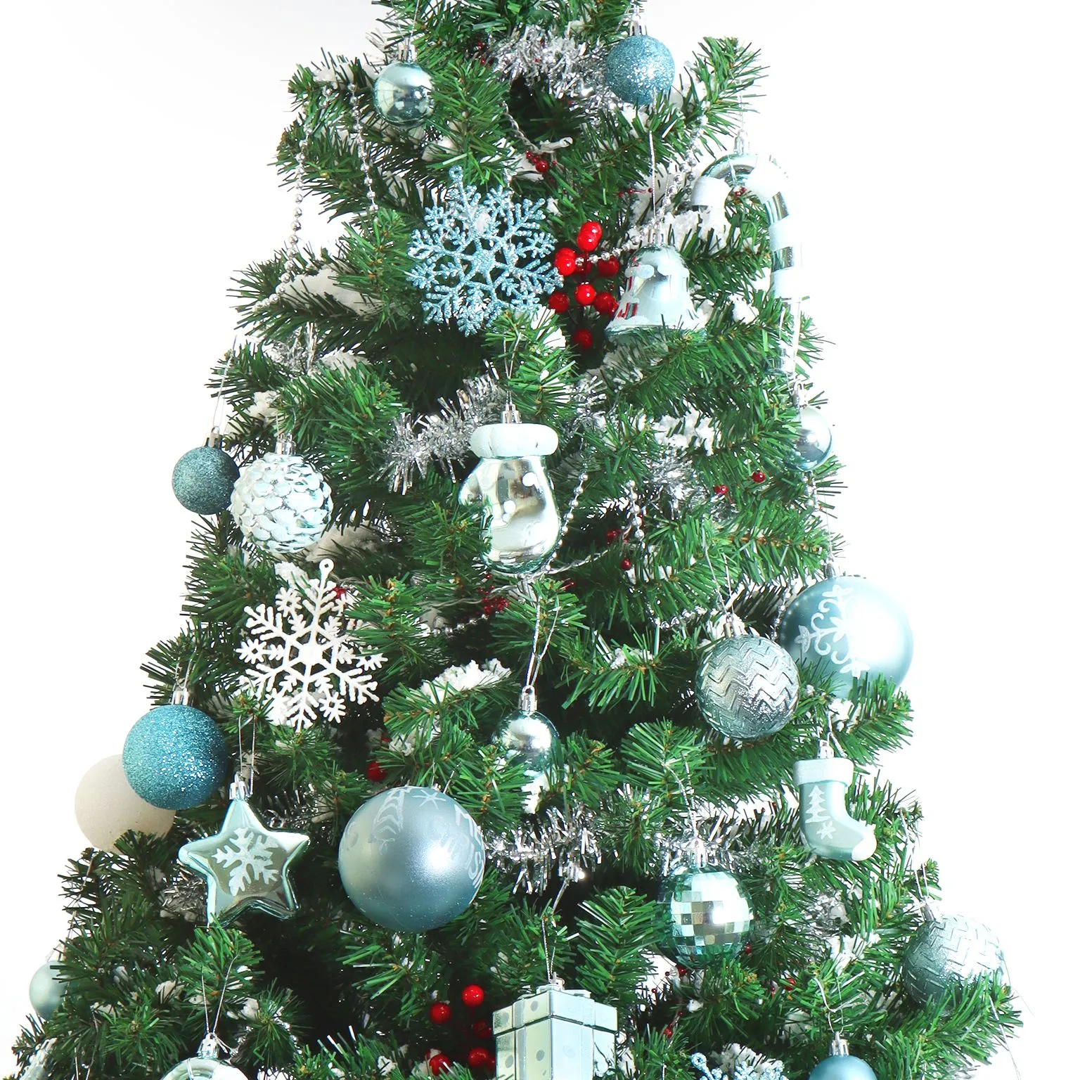 You are currently viewing Pretty Blue Christmas Decorations for 2023