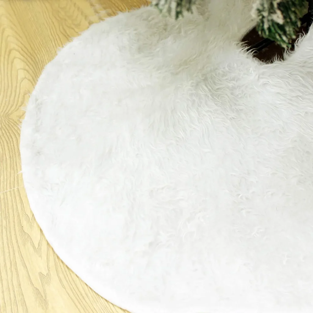 White Fur Christmas Tree Skirt
