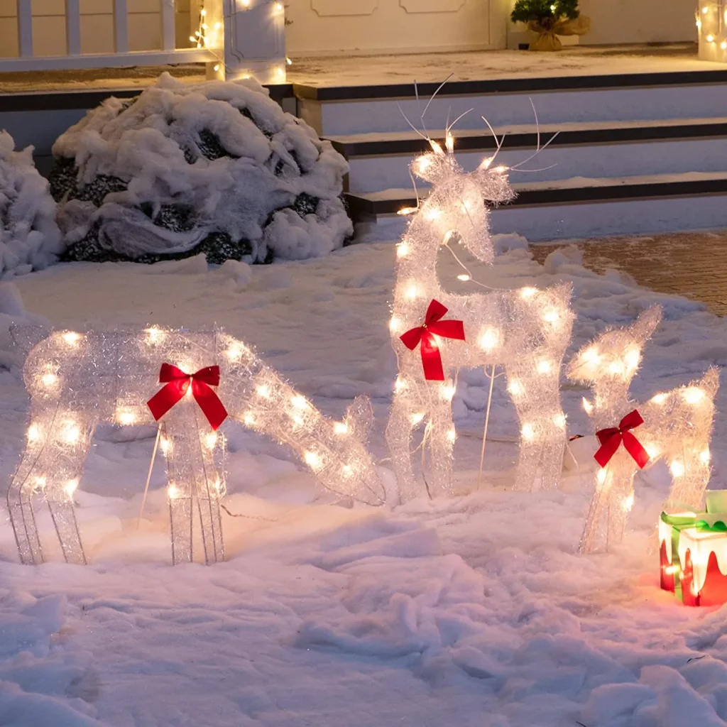 Light Up Yard Reindeer Family Decoration