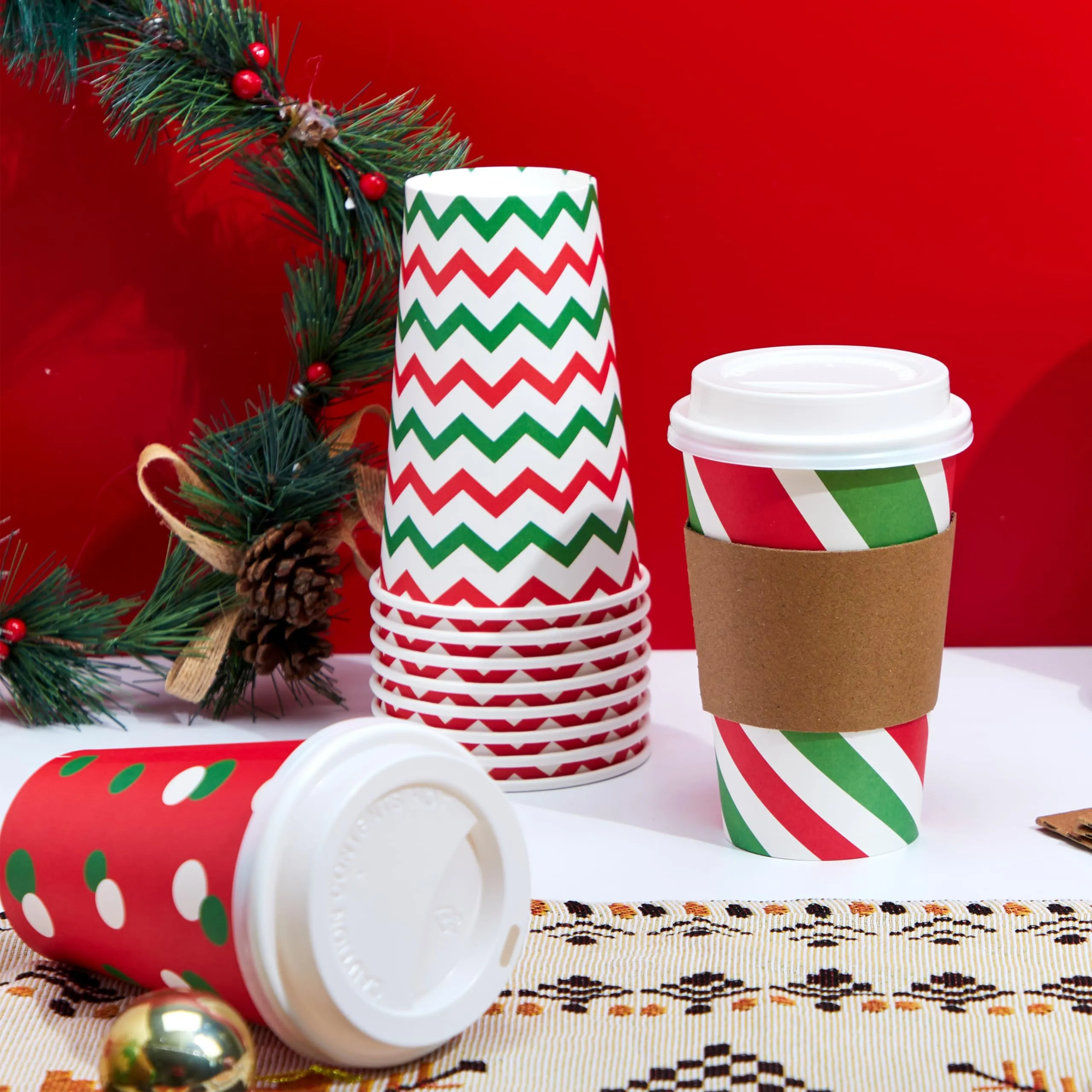 https://www.joyfy.com/wp-content/uploads/2023/11/72Pcs-6-Designs-16-oz-Christmas-Disposable-Party-Paper-Cups-3.webp