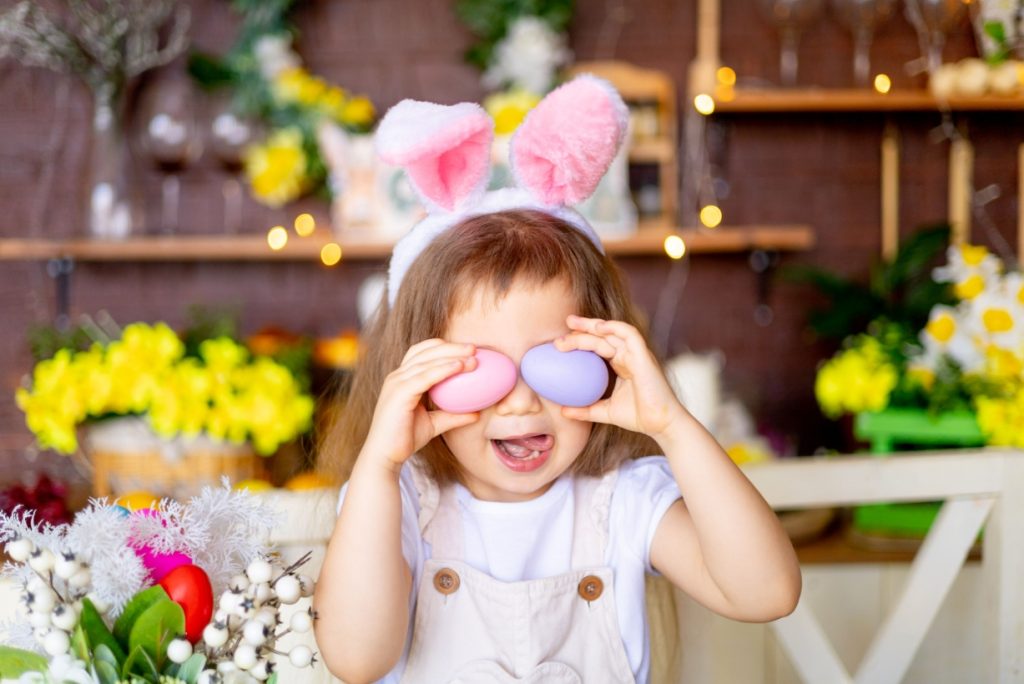 What to Put in Easter Eggs for Kids?